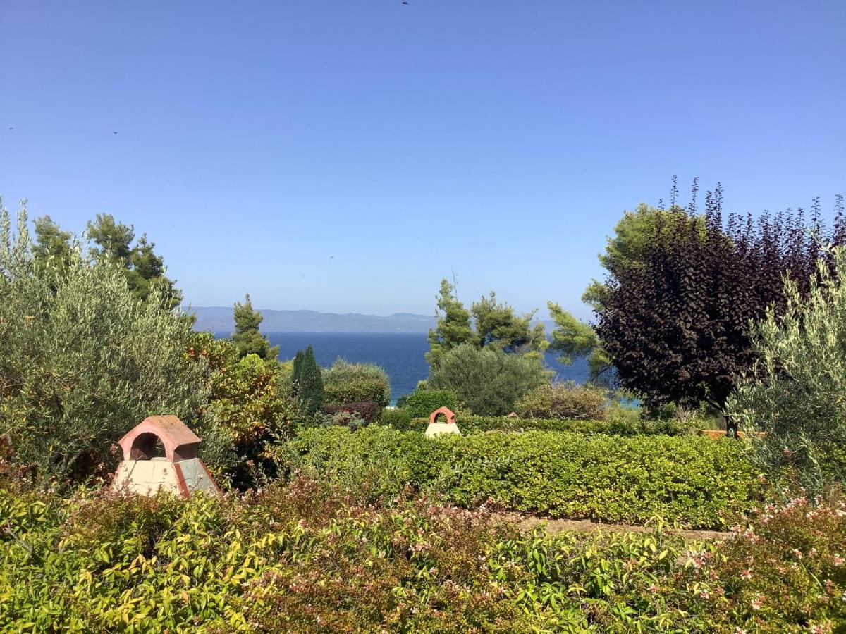 Amazing Villa With Views Sea In Paliouri Exteriör bild